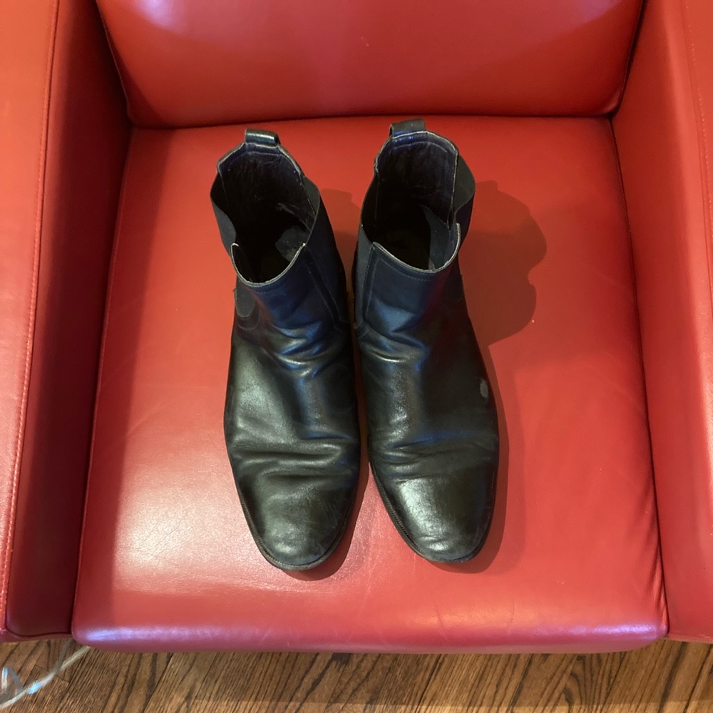 Men's Cole Haan Chelsea Boots - Picture 2 of 12